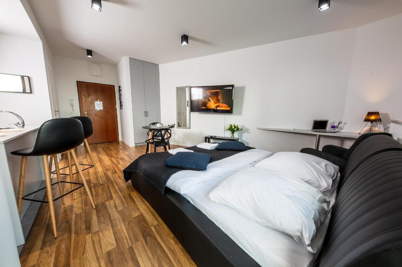 Mayad Residence Варшава Экстерьер фото