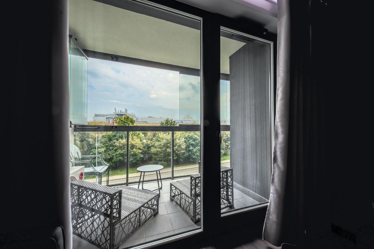 Mayad Residence Варшава Экстерьер фото